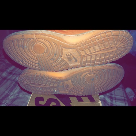 SOLD‼️‼️‼️Nike Sb dunk low premium Gibson guitar - Picture 8 of 11